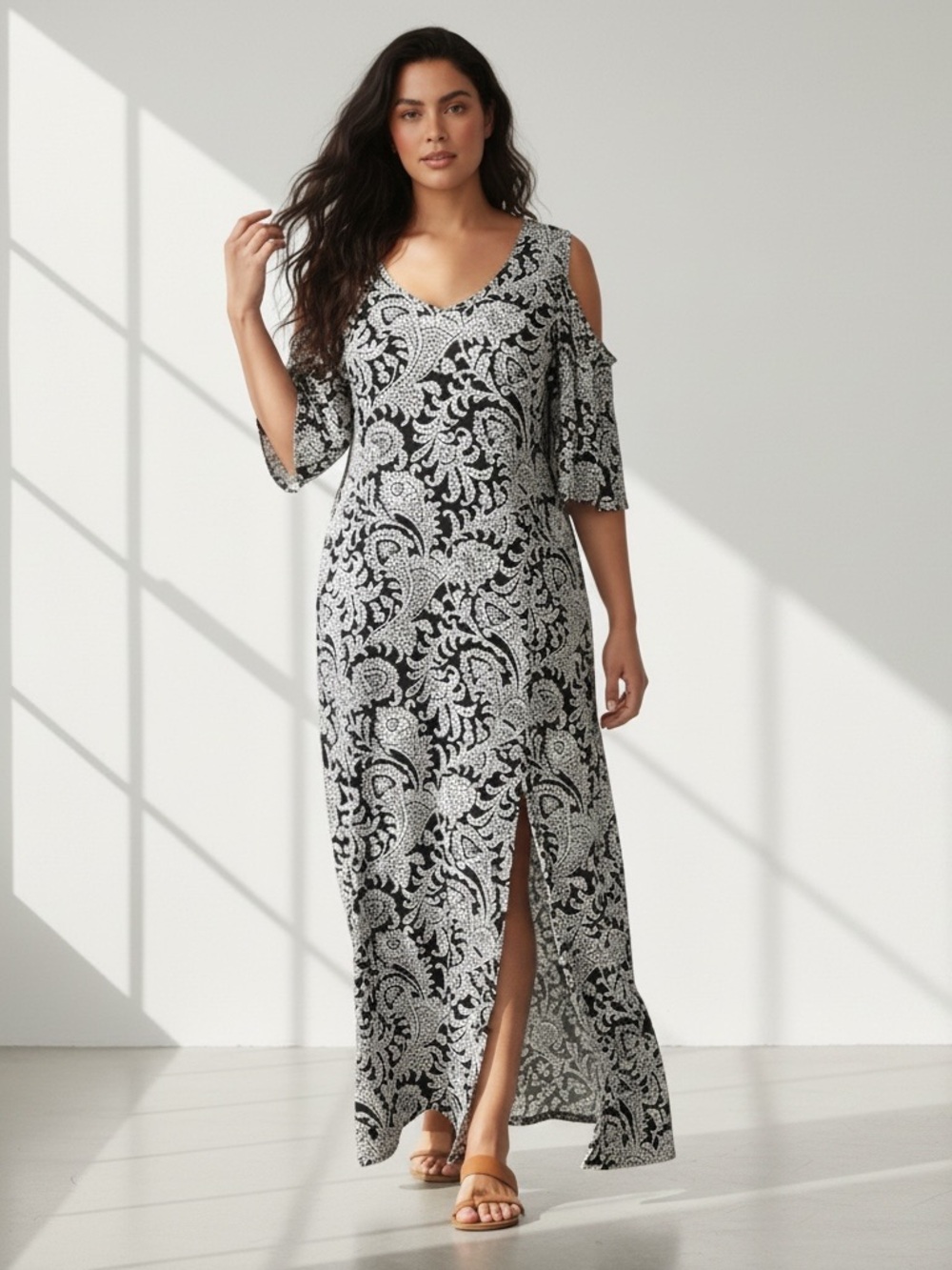 VINTAGE METROPOLITAN Cold Shoulder Maxi Dress